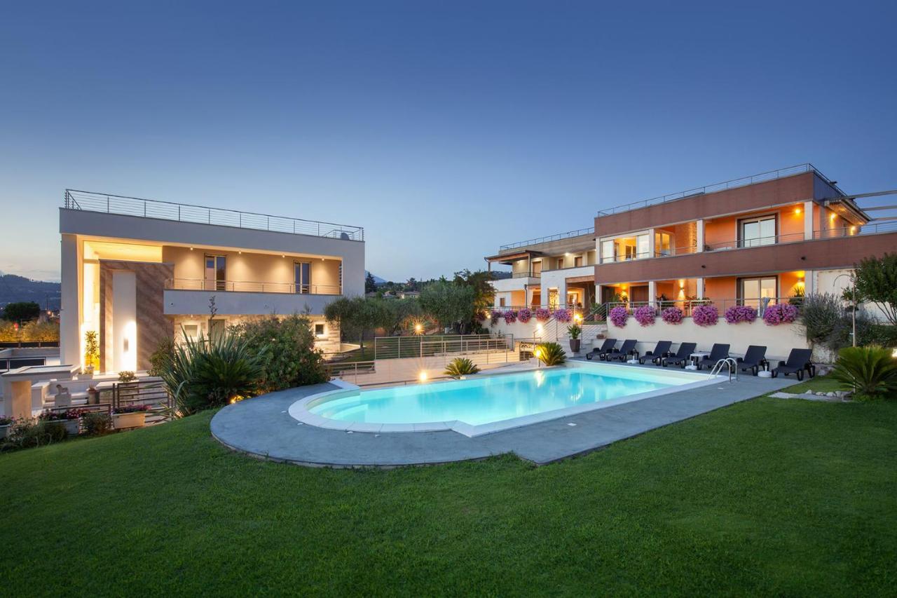 Villa Aurora-Holiday Home APT 1 Bardolino Exterior foto